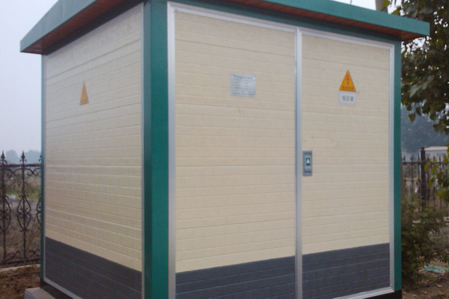 干式變壓器外殼